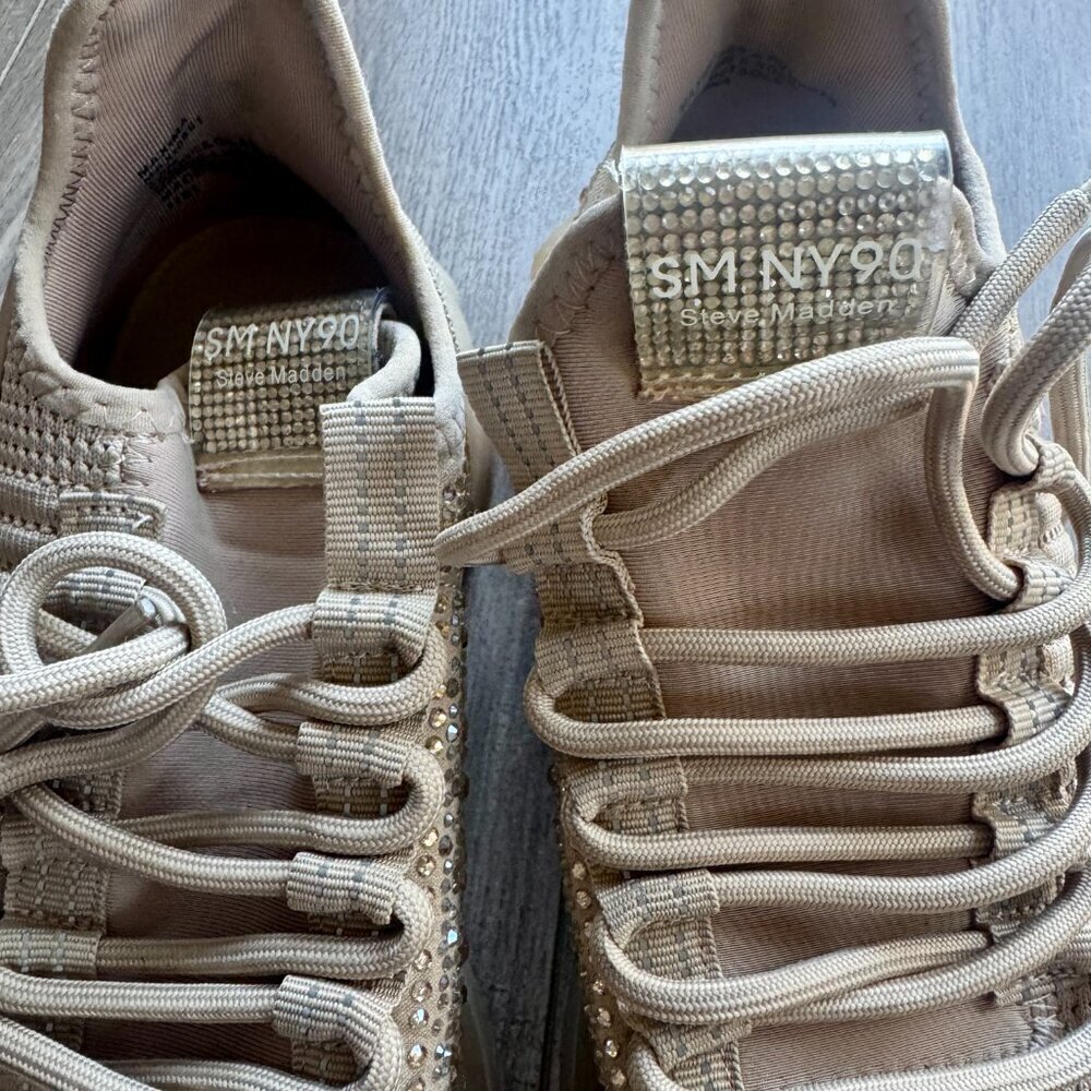 Steve Madden NY90 Rhinestone Knit Sneakers | Beige Bling | Size 7.5 - Picture 3 of 5